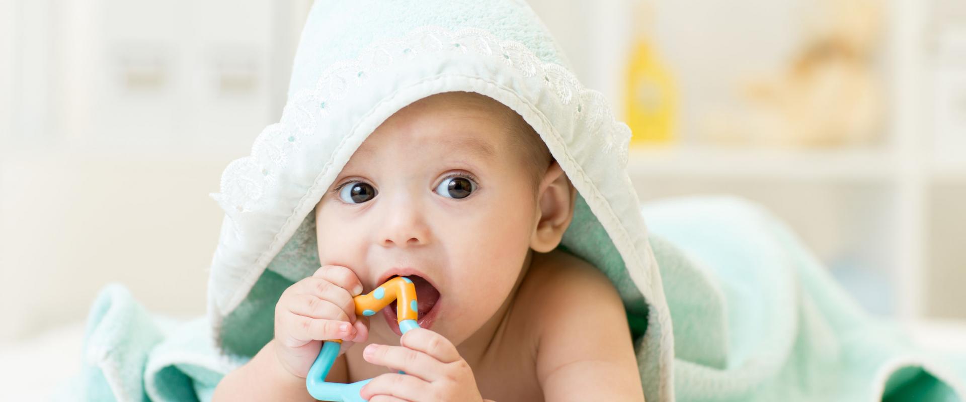 The Suitable Clothes for Baby’s Sensitive Skin